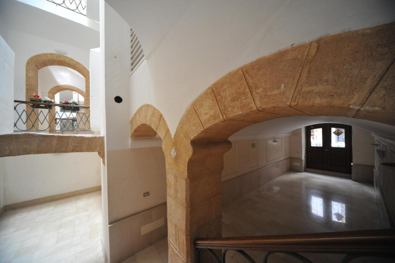 Zuppetta16 Apartments Bari Luaran gambar